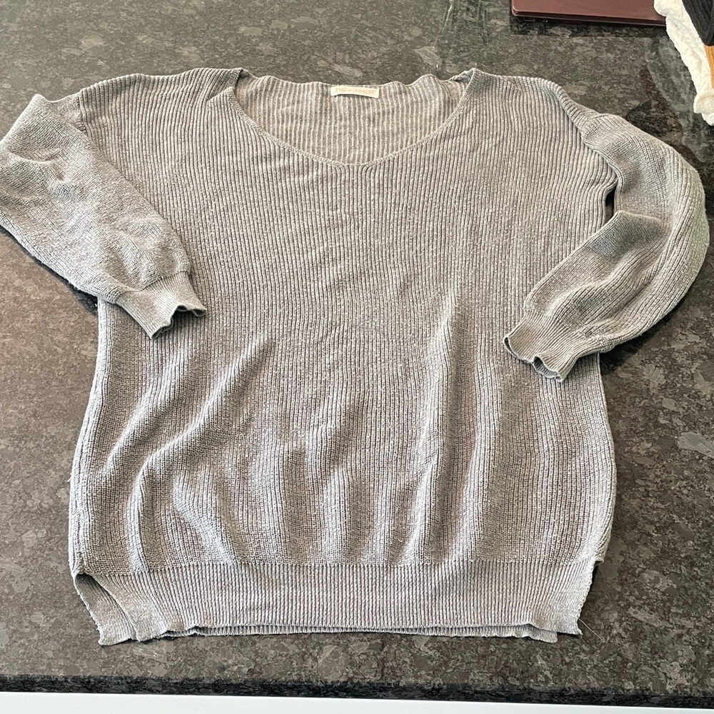 Gray V-Neck Tunic Sweater Small